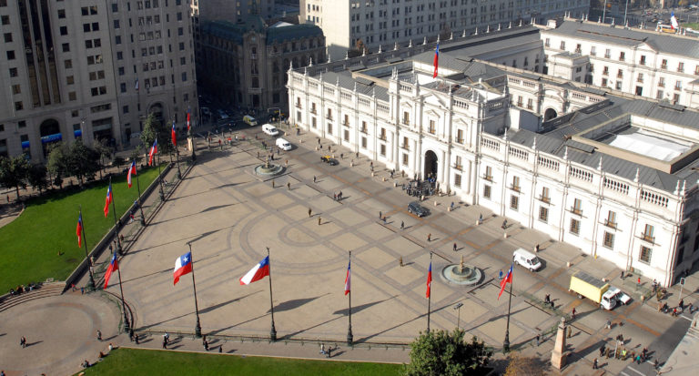 Palacio de la Moneda desde el aire-